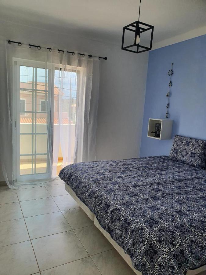 Brisa'S Haven Guesthouse !Pet Friendly! لاغوس المظهر الخارجي الصورة